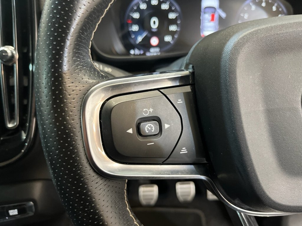 Used Volvo XC40 2018 for sale - 76406262: Photo 9