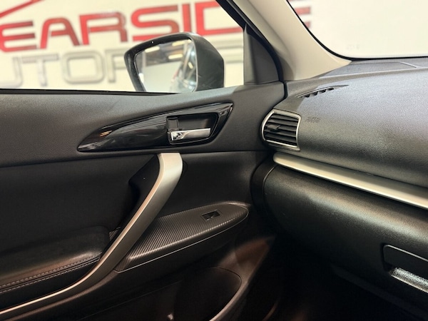Used Mitsubishi Eclipse Cross 2018 for sale - 76048422: Photo 10
