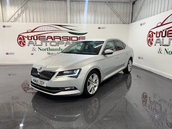 Used Skoda Superb 2015 for sale - 75307192: Photo