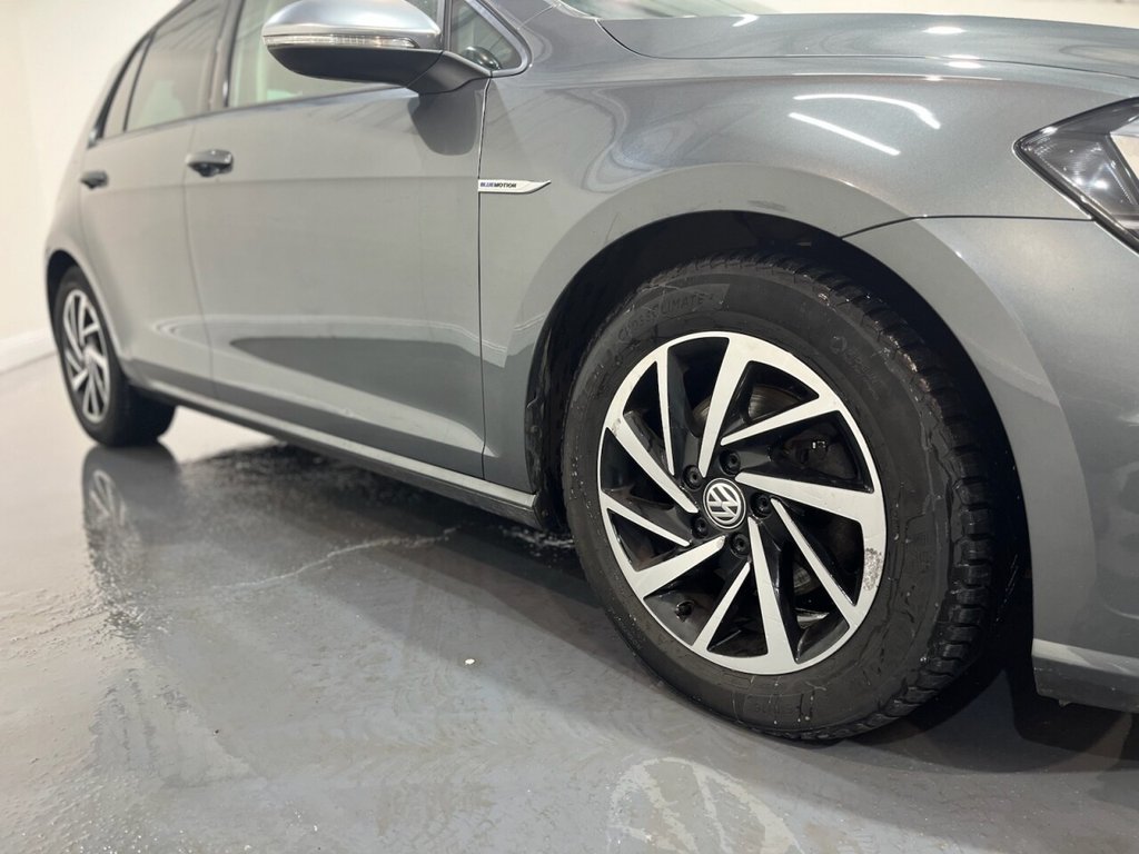 Used Volkswagen Golf 2019 for sale - 77356141: Photo 11