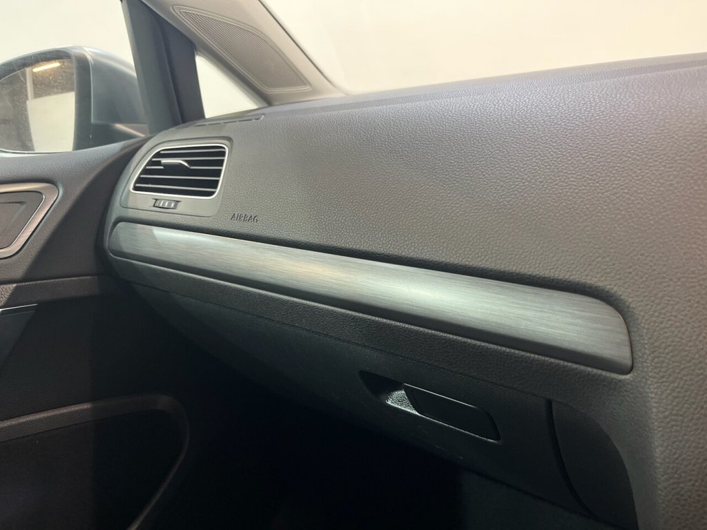 Used Volkswagen Golf 2019 for sale - 77356141: Photo 28