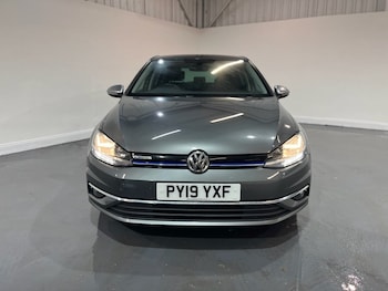 Used Volkswagen Golf 2019 for sale - 77356141: Photo