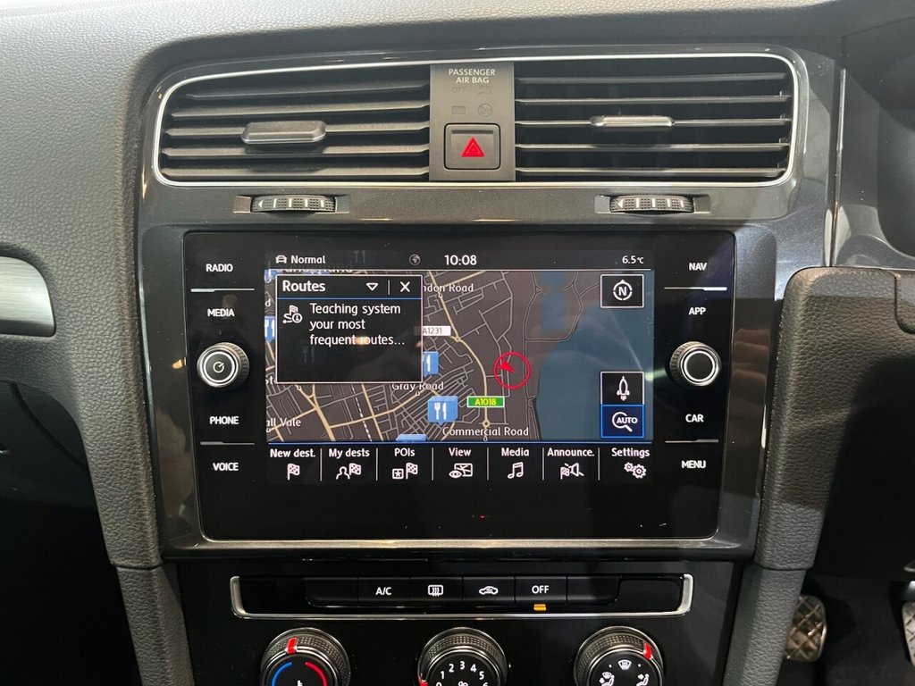 Used Volkswagen Golf 2019 for sale - 77356141: Photo 42