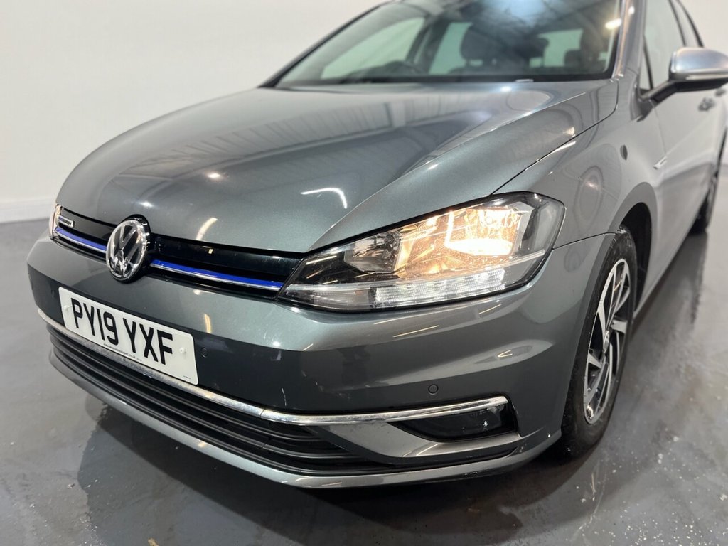 Used Volkswagen Golf 2019 for sale - 77356141: Photo 5