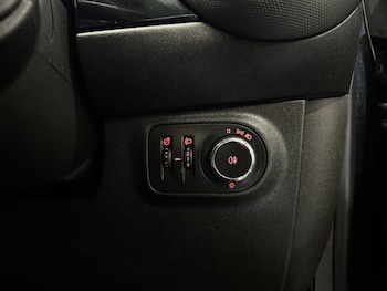 Used Vauxhall Adam 2017 for sale - 75596818: Photo