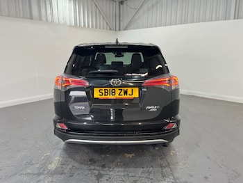 Used Toyota RAV4 2018 for sale - 79608060: Photo