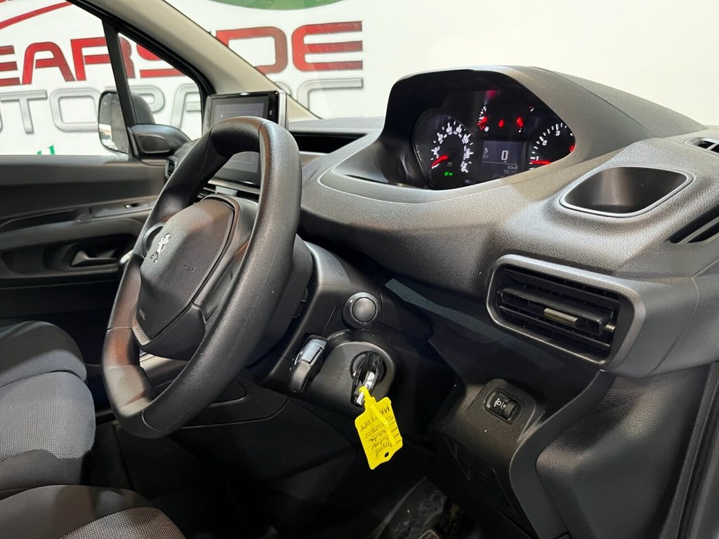 Used Peugeot Partner 2021 for sale - 76454330: Photo 16