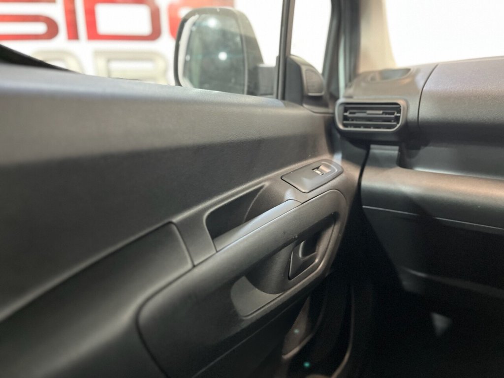Used Peugeot Partner 2021 for sale - 76454330: Photo 26