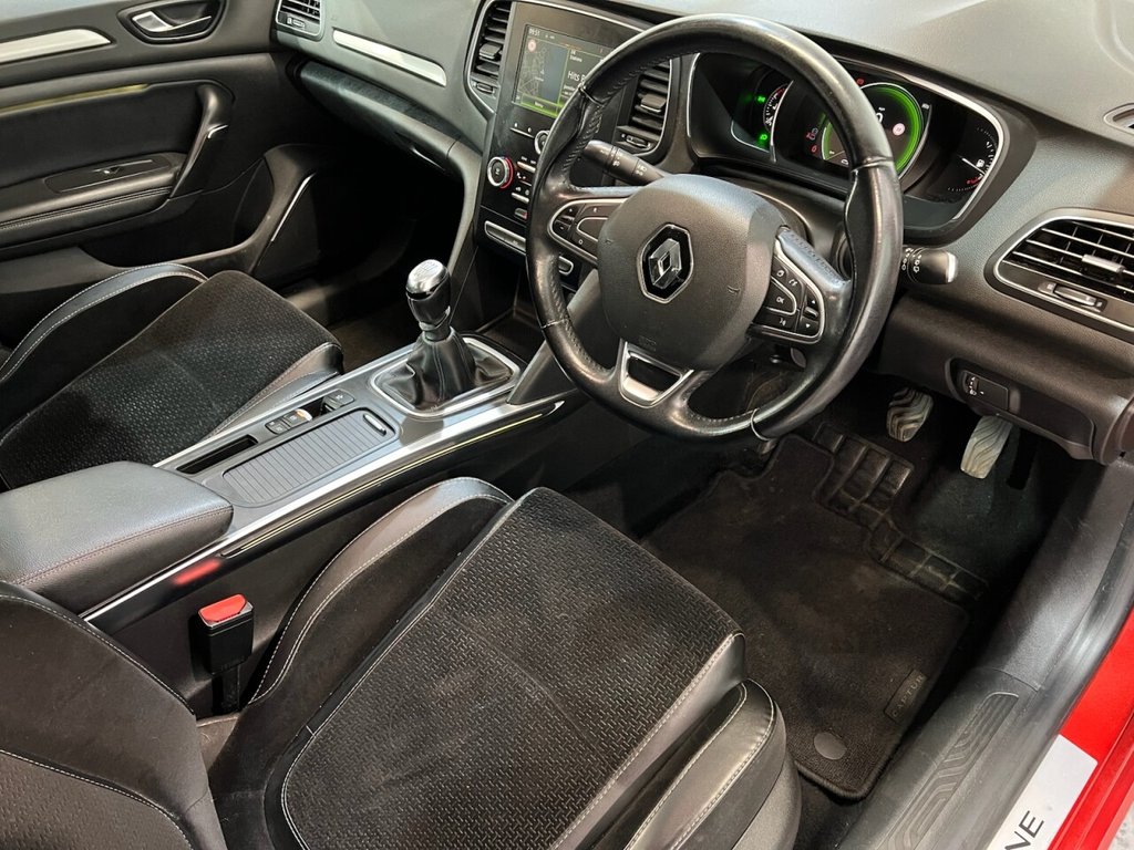 Used Renault Megane 2017 for sale - 76430408: Photo 10