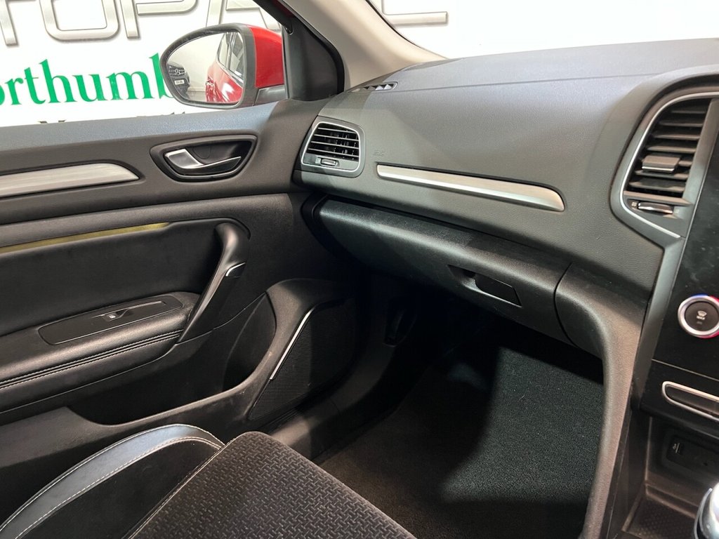 Used Renault Megane 2017 for sale - 76430408: Photo 18