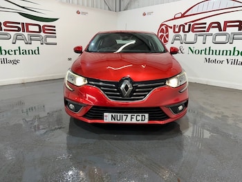 Used Renault Megane 2017 for sale - 76430408: Photo