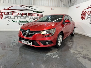 Used Renault Megane 2017 for sale - 76430408: Photo