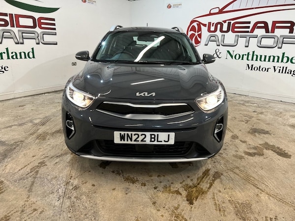 Used Kia Stonic 2022 for sale - 76266471: Photo 2