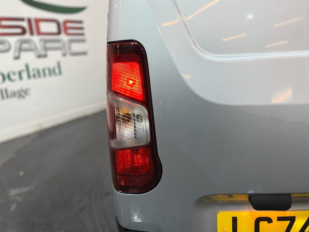 Used Citroen Berlingo 2024 for sale - 76820894: Photo 30