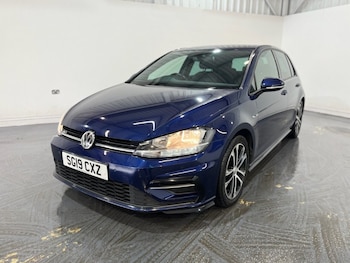 Used Volkswagen Golf 2019 for sale - 78426159: Photo