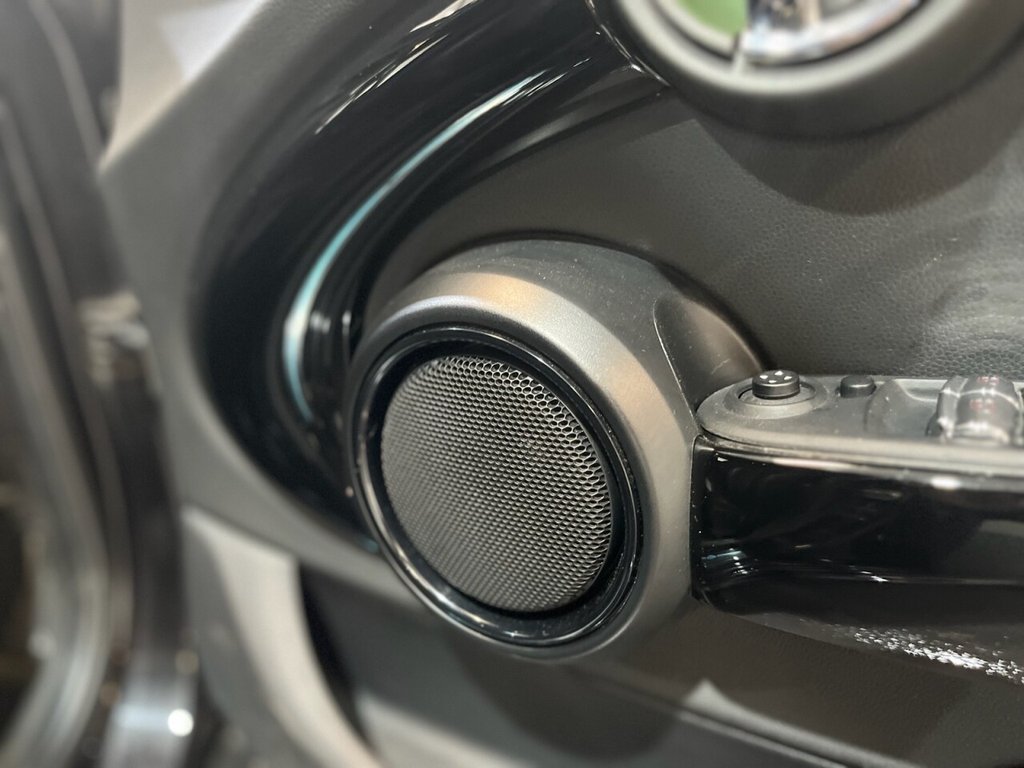 Used MINI Hatch 2020 for sale - 76509879: Photo 14