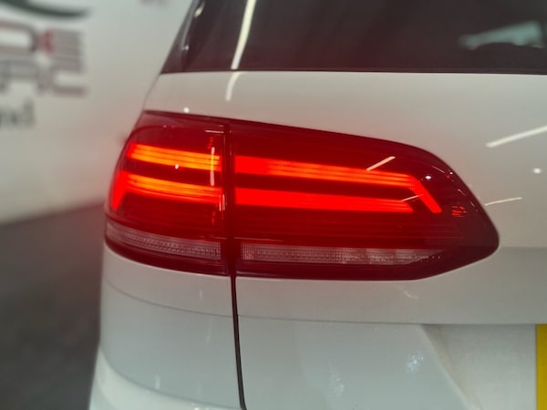 Used Volkswagen Golf 2017 for sale - 75527454: Photo 10