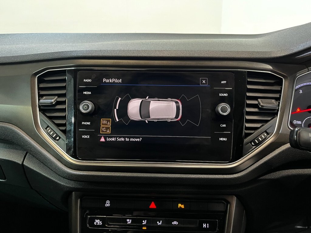 Used Volkswagen T-Roc 2019 for sale - 76429827: Photo 50