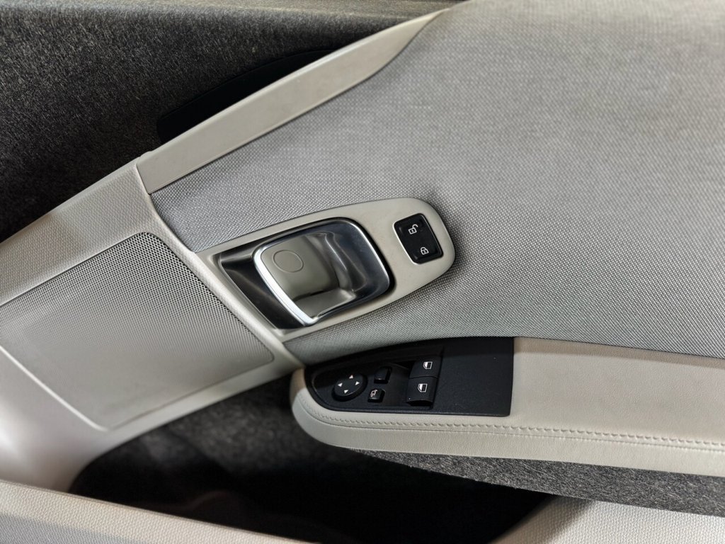 Used BMW i3 2018 for sale - 77904677: Photo 15