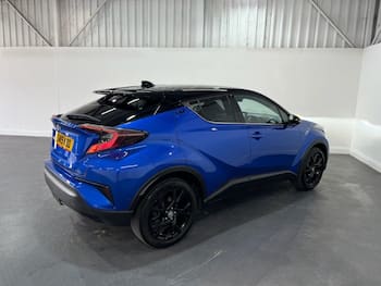 Used Toyota C-HR 2019 for sale - 79643395: Photo