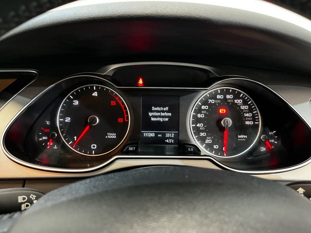 Used Audi A4 Avant 2014 for sale - 76711264: Photo 24