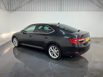 Used Skoda Superb 2016 for sale - 78154044: Photo