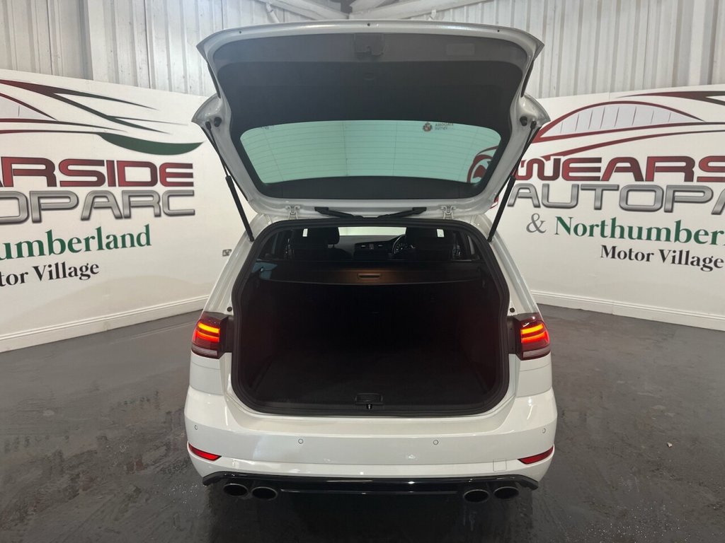 Used Volkswagen Golf 2017 for sale - 76445857: Photo 11