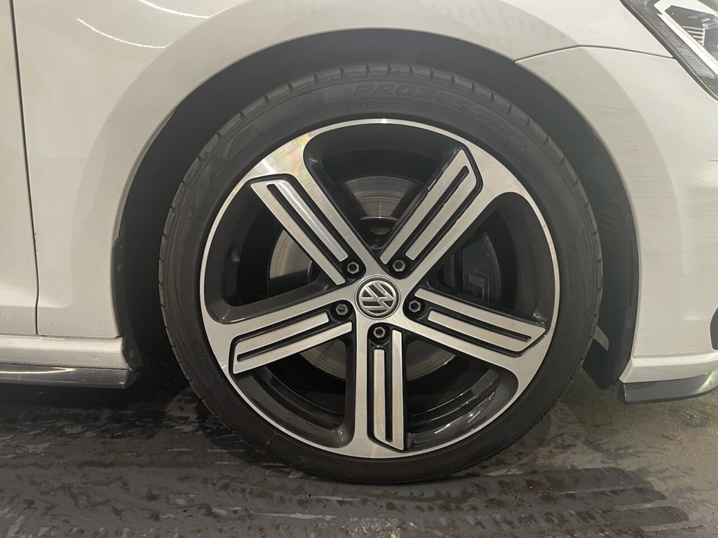 Used Volkswagen Golf 2017 for sale - 76445857: Photo 7