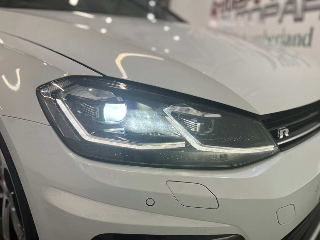 Used Volkswagen Golf 2017 for sale - 76445857: Photo 8