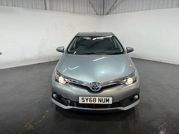 Used Toyota Auris 2018 for sale - 78003287: Photo