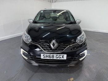 Used Renault Captur 2018 for sale - 78996801: Photo