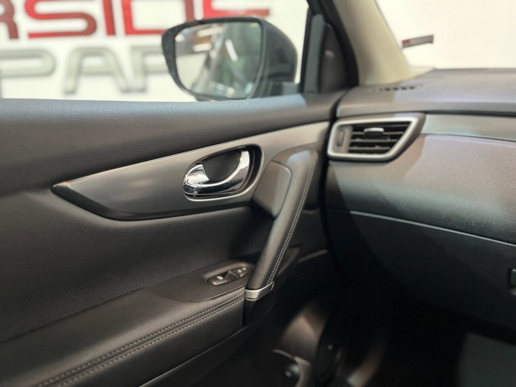Used Nissan Qashqai 2018 for sale - 76469709: Photo 30