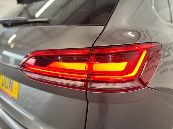 Used Volkswagen Touareg 2019 for sale - 74998595: Photo 29