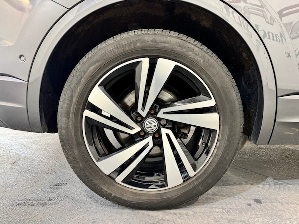 Used Volkswagen Touareg 2019 for sale - 74998595: Photo 31