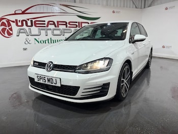 Used Volkswagen Golf 2015 for sale - 76632543: Photo