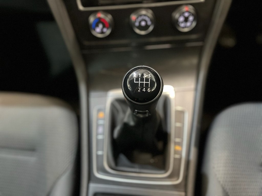 Used Volkswagen Golf 2019 for sale - 76797861: Photo 26