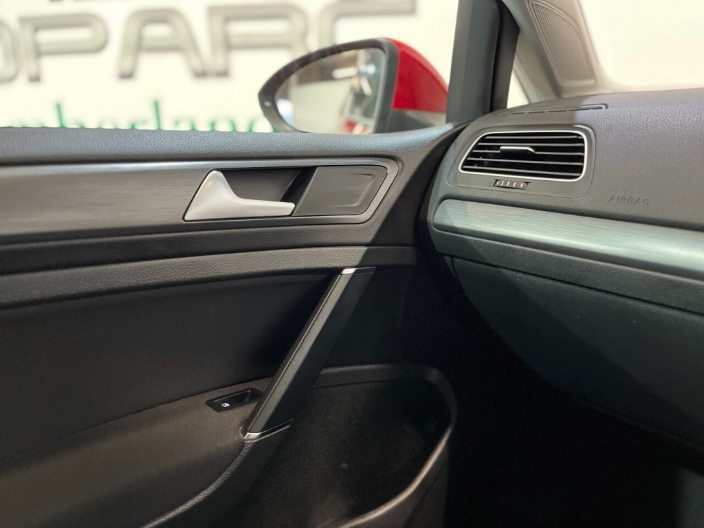 Used Volkswagen Golf 2019 for sale - 76797861: Photo 29
