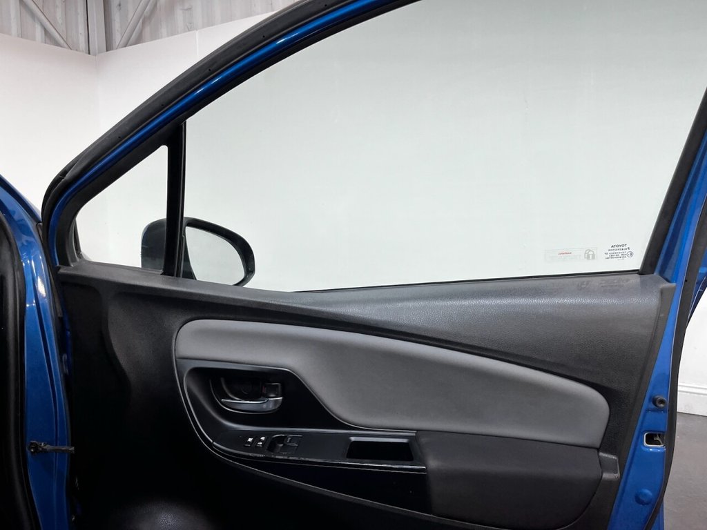 Used Toyota Yaris 2016 for sale - 77720045: Photo 18