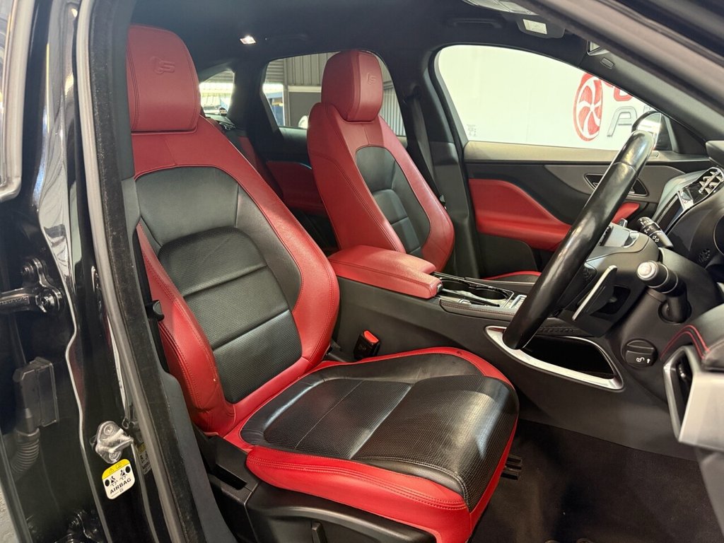 Used Jaguar F-Pace 2016 for sale - 76098147: Photo 24