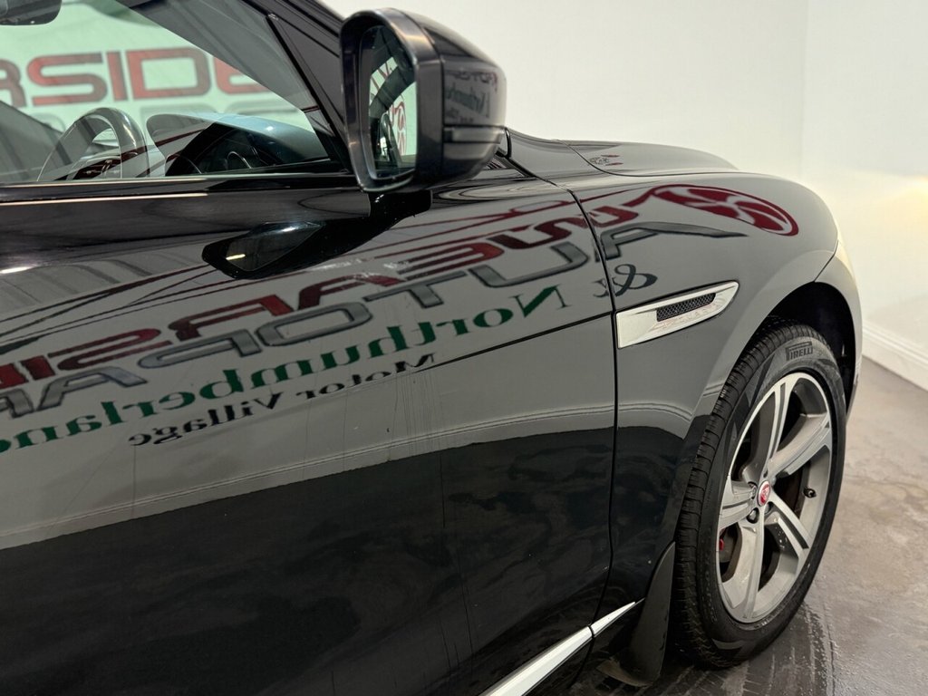 Used Jaguar F-Pace 2016 for sale - 76098147: Photo 36