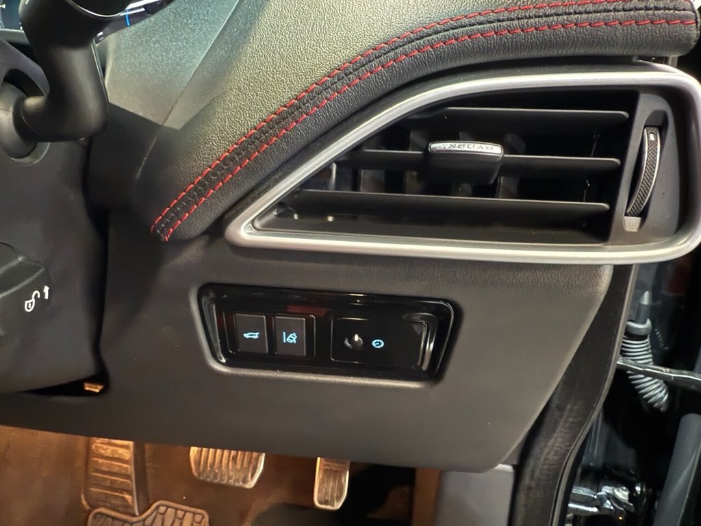 Used Jaguar F-Pace 2016 for sale - 76098147: Photo 6