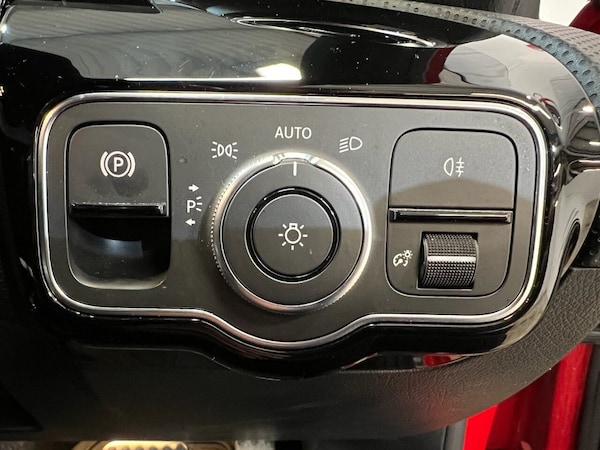 Used Mercedes-Benz A-Class 2018 for sale - 76266470: Photo 16