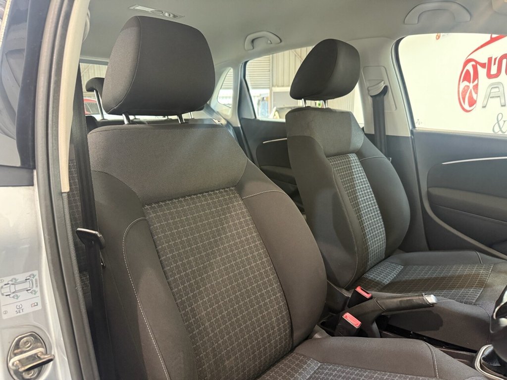 Used Volkswagen Polo 2014 for sale - 76256739: Photo 11