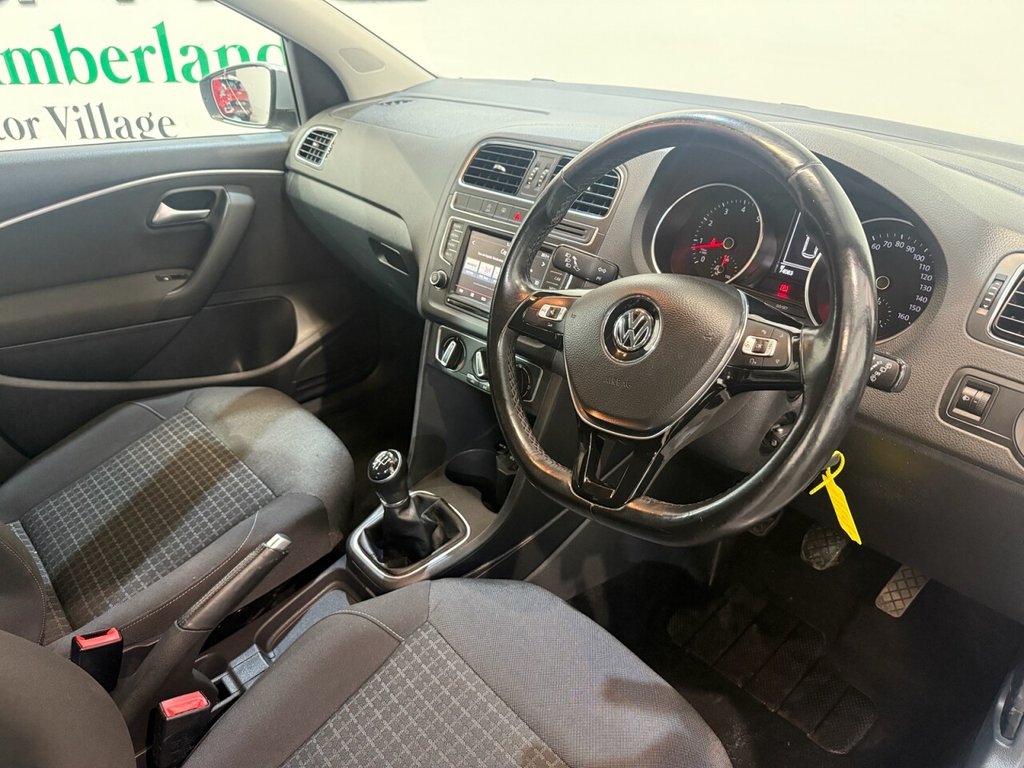 Used Volkswagen Polo 2014 for sale - 76256739: Photo 13