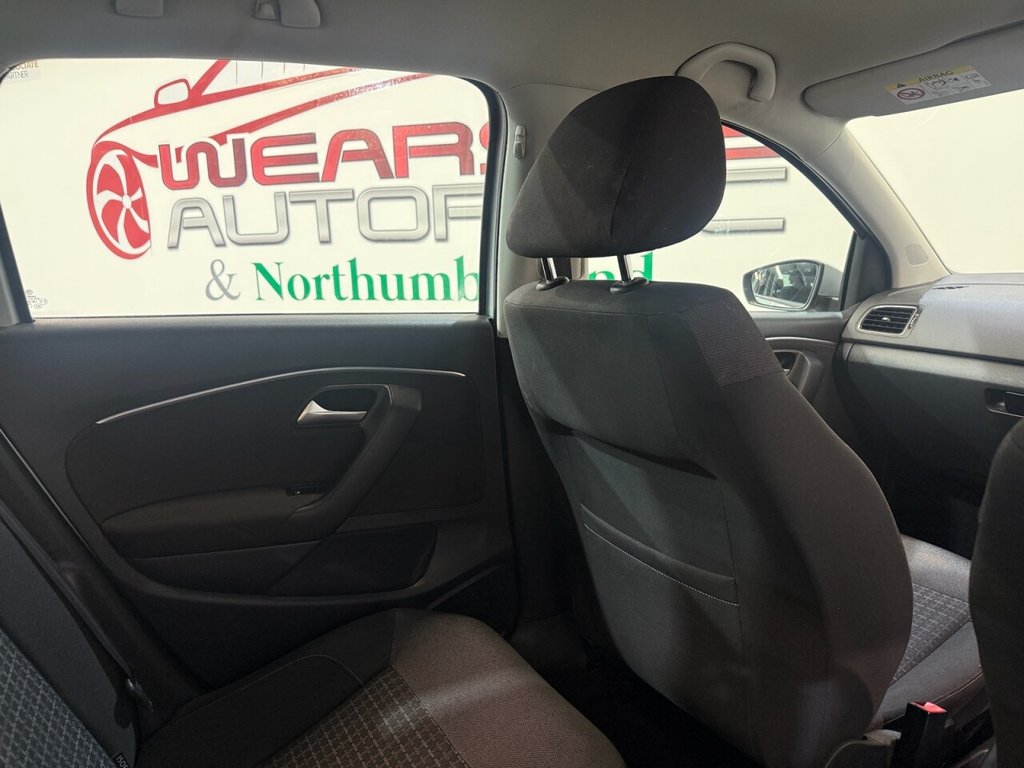 Used Volkswagen Polo 2014 for sale - 76256739: Photo 15