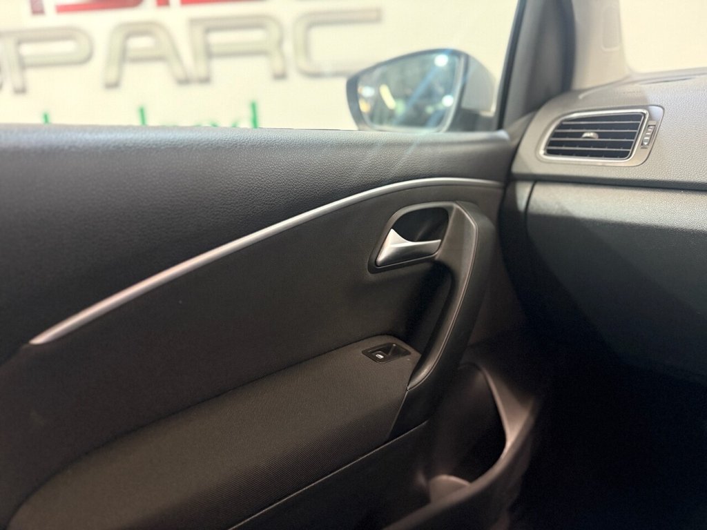 Used Volkswagen Polo 2014 for sale - 76256739: Photo 23