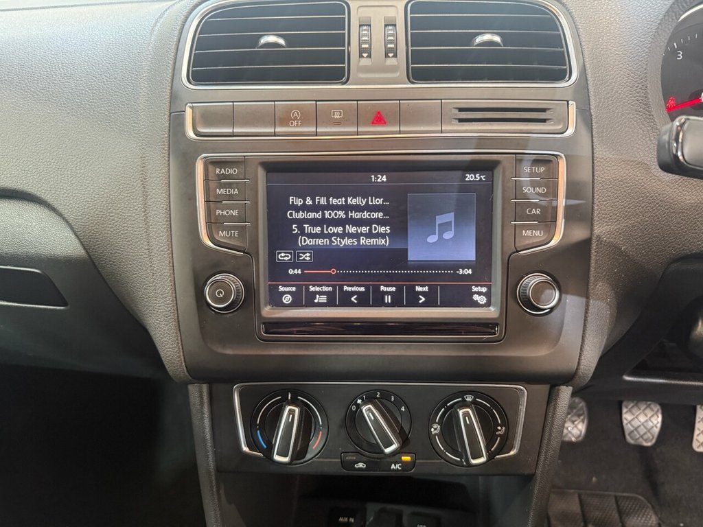 Used Volkswagen Polo 2014 for sale - 76256739: Photo 26