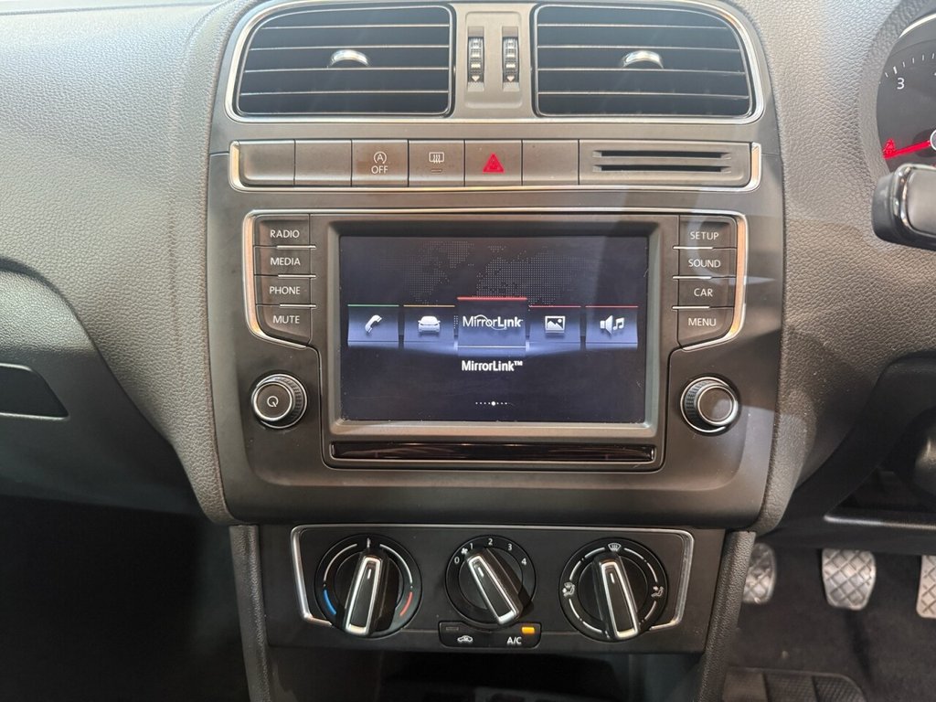 Used Volkswagen Polo 2014 for sale - 76256739: Photo 30