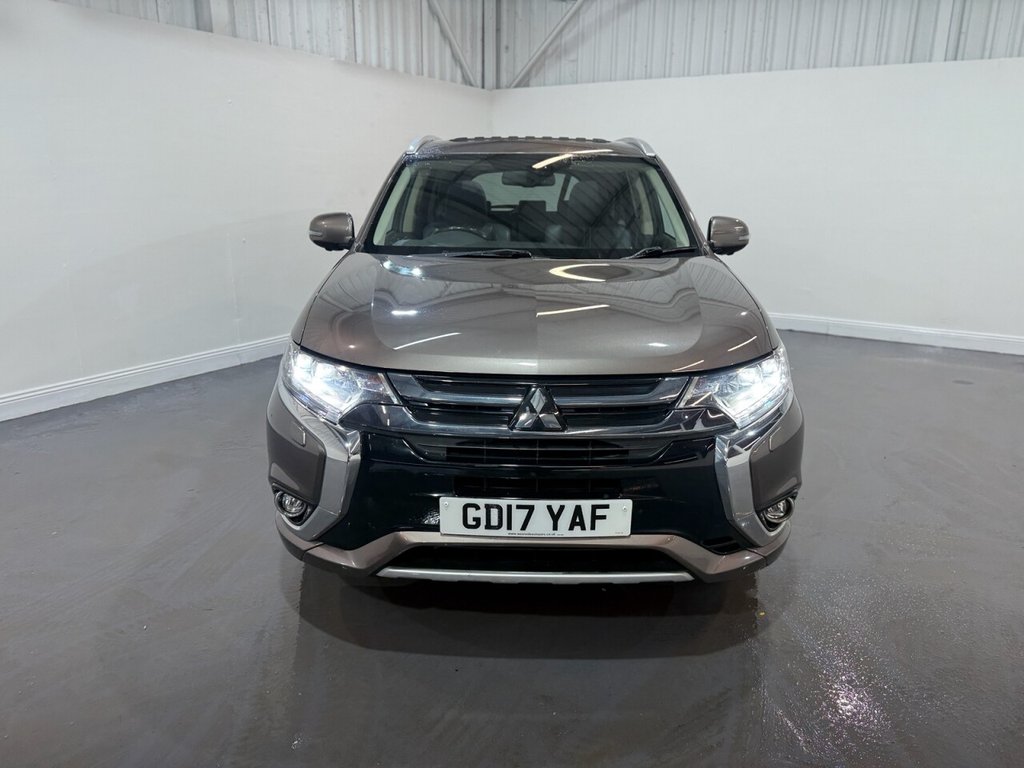Used Mitsubishi Outlander 2017 for sale - 77250469: Photo 2