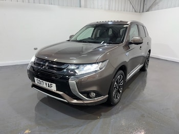 Used Mitsubishi Outlander 2017 for sale - 77250469: Photo